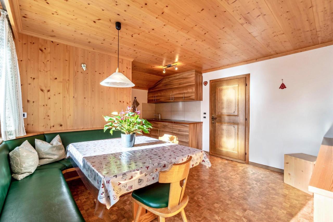 Appartamento Confolia 1 La Valle Exteriör bild